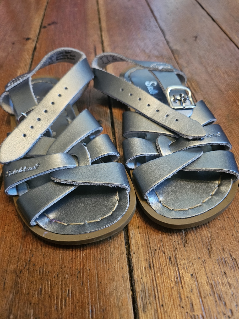 Saltwater Sandles Hoy